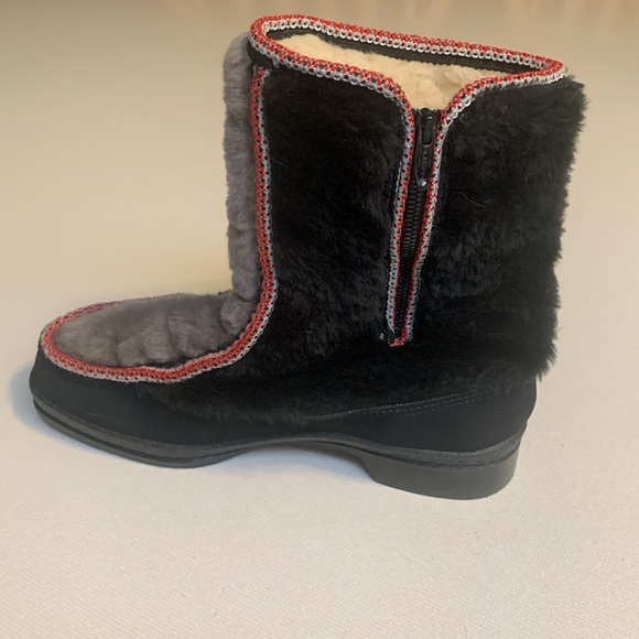 Snowland Vintage Women’s Snow Boots - Picture 5 of 8